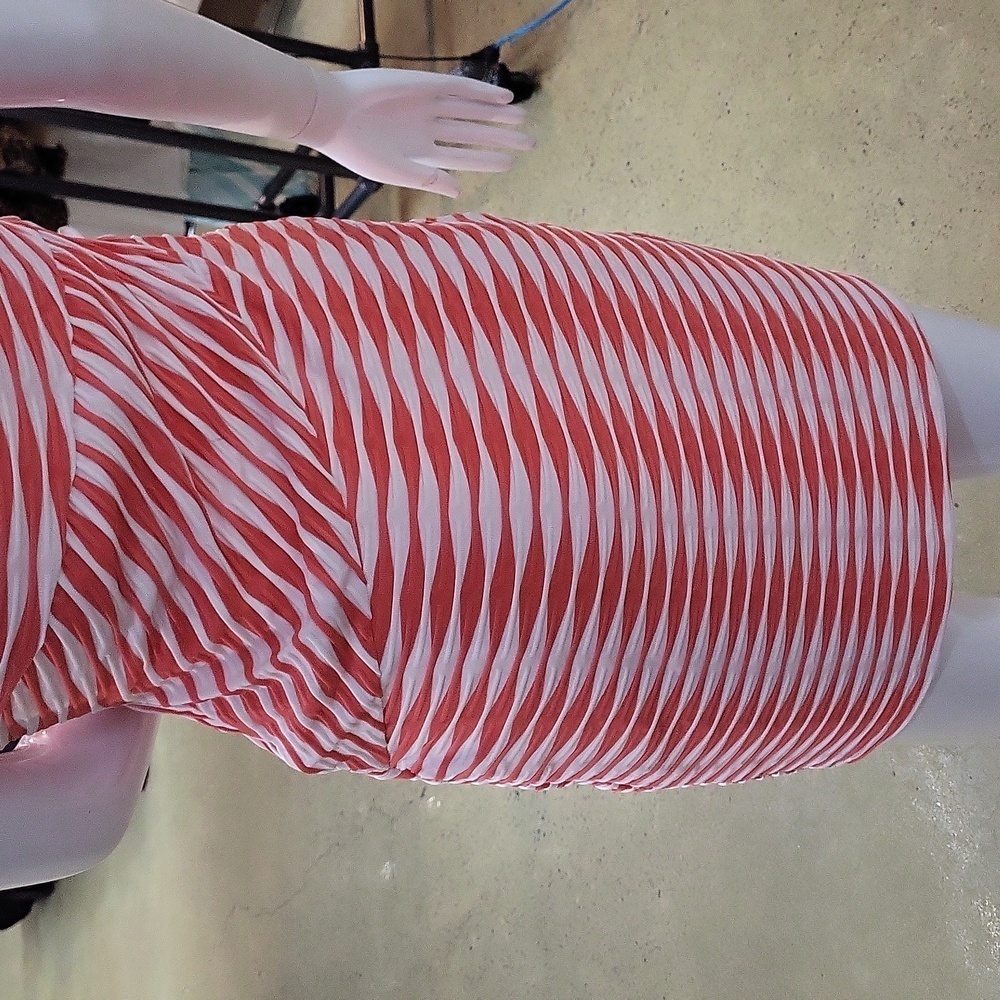 Guess Dress - Picture 5 of 11